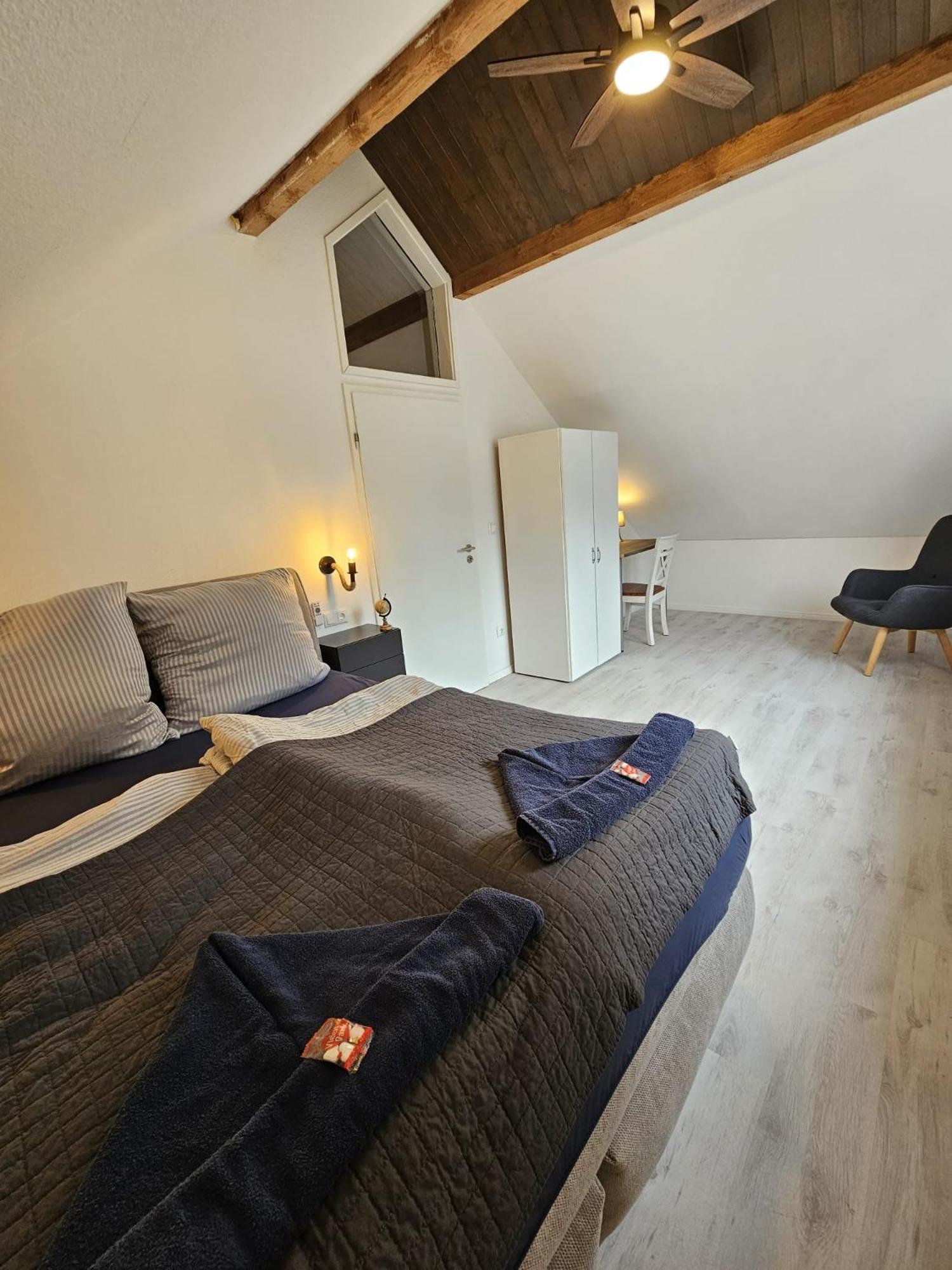 Tautraum Suite Mit Whirlpool Und Gruenem Ausblick Wilhelmshaven Zewnętrze zdjęcie