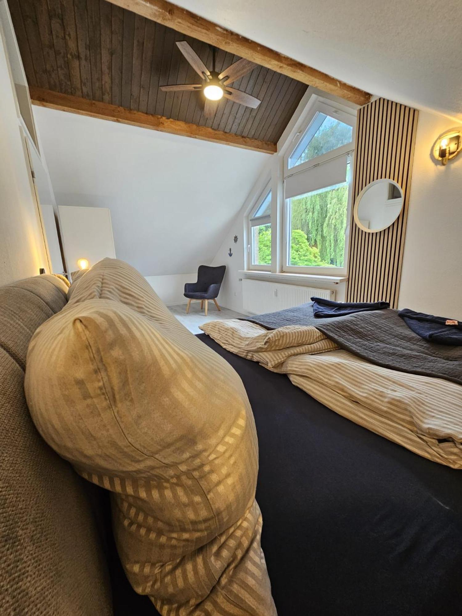 Tautraum Suite Mit Whirlpool Und Gruenem Ausblick Wilhelmshaven Zewnętrze zdjęcie